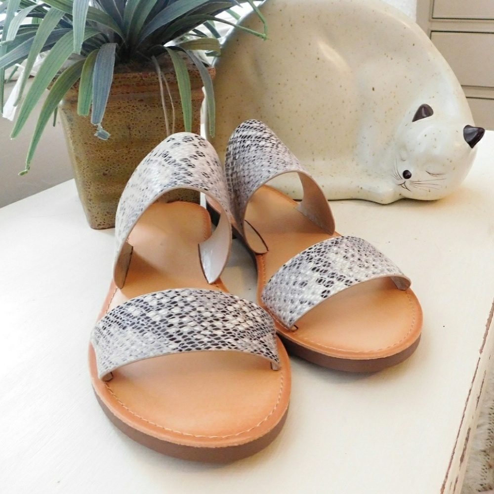 SALE-NIB- LTHR SNAKESKIN DOUBLE STRAP SLIP ONS - Picture 4 of 5